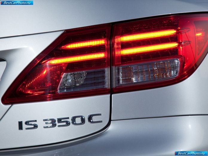 2010 Lexus Is Convertible - фотография 80 из 93