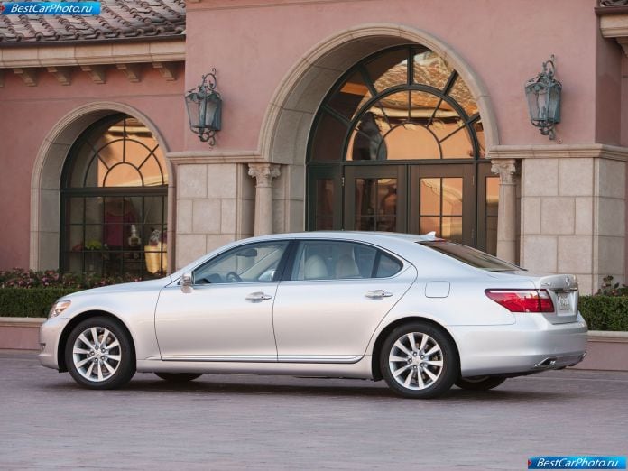 2010 Lexus Ls 460 L - фотография 10 из 29