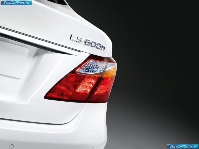 2010 Lexus Ls 600h - фотография 6 из 8