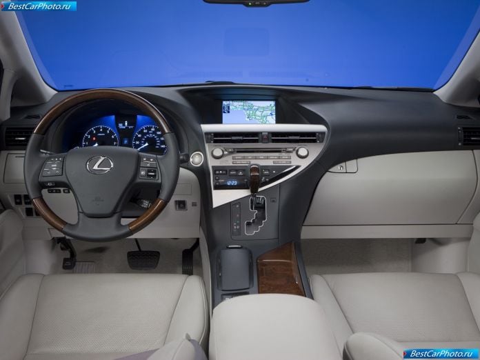 2010 Lexus Rx 350 - фотография 35 из 96
