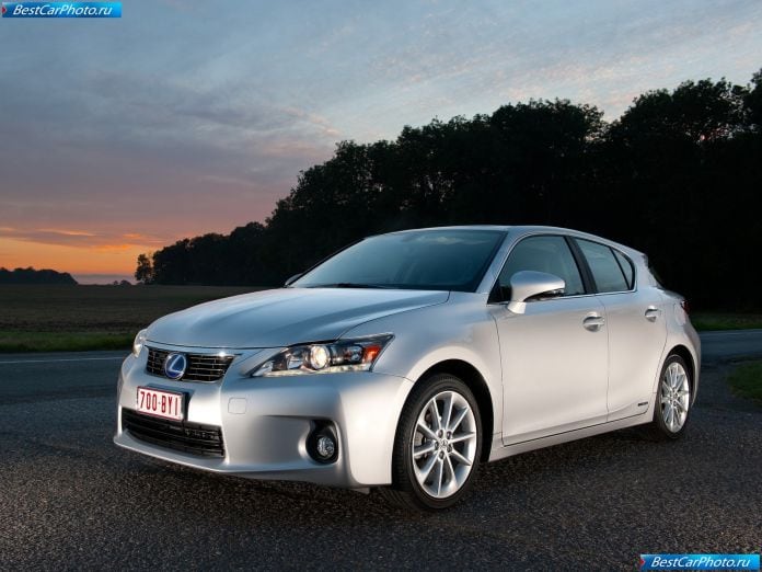 2011 Lexus Ct 200h - фотография 1 из 133 2011 Lexus Ct 200h - фотография 1 из 133