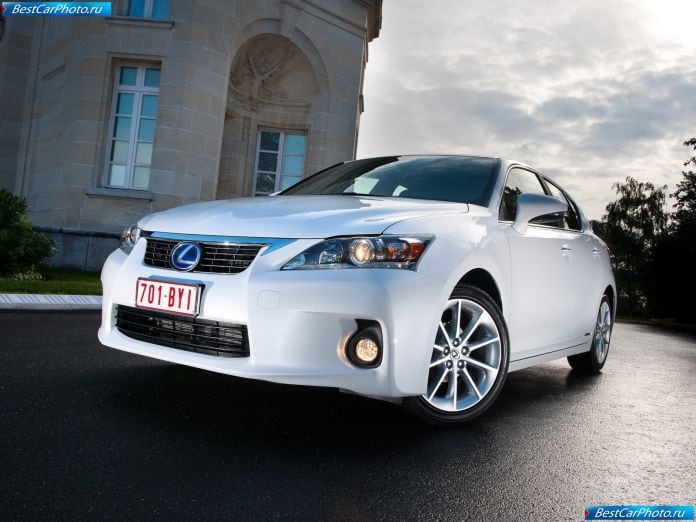 2011 Lexus Ct 200h - фотография 10 из 133