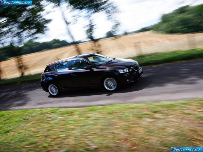 2011 Lexus Ct 200h - фотография 34 из 133 2011 Lexus Ct 200h - фотография 34 из 133