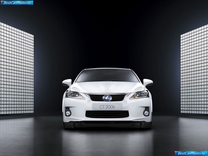 2011 Lexus Ct 200h - фотография 67 из 133