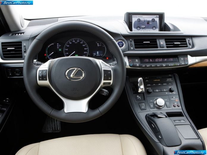 2011 Lexus Ct 200h - фотография 78 из 133