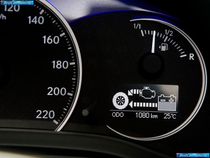 2011 Lexus Ct 200h - фотография 97 из 133