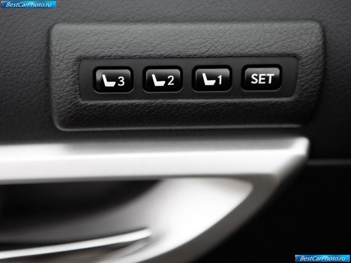 2011 Lexus Ct 200h - фотография 103 из 133 2011 Lexus Ct 200h - фотография 103 из 133
