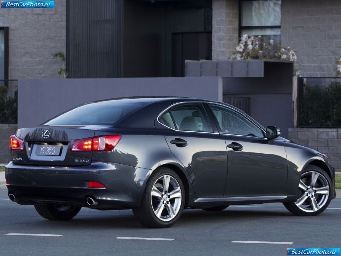 2011 Lexus Is 350 - фотография 19 из 33 2011 Lexus Is 350 - фотография 19 из 33