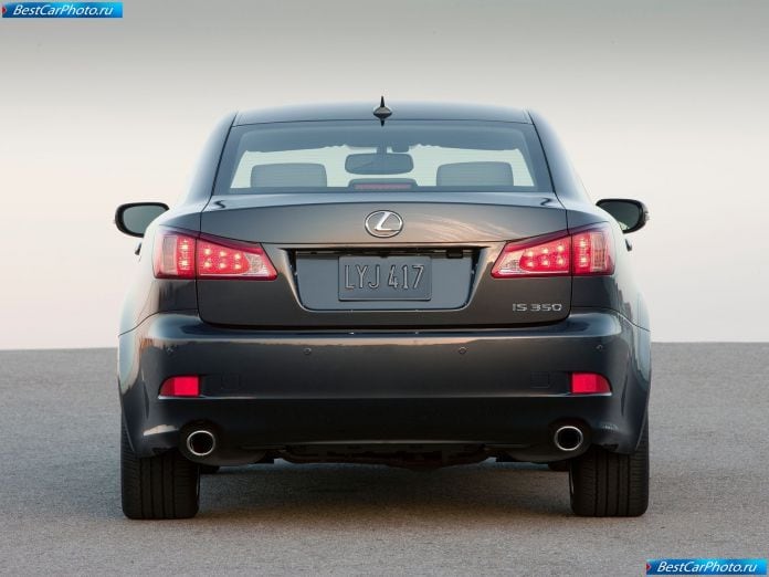 2011 Lexus Is 350 - фотография 21 из 33 2011 Lexus Is 350 - фотография 21 из 33