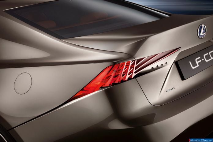 2012 Lexus LF-CC Concept - фотография 16 из 27