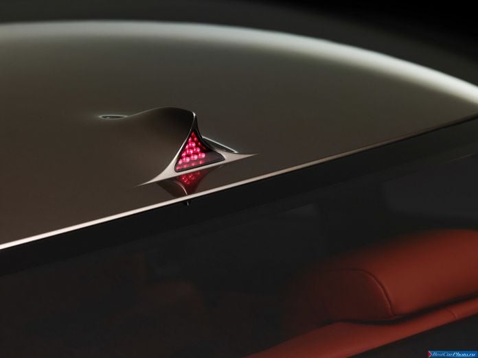2012 Lexus LF-CC Concept - фотография 24 из 27