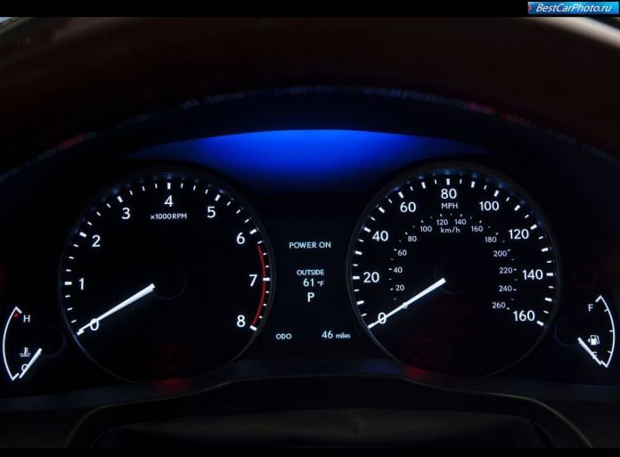 2013 Lexus ES300h - фотография 24 из 25 2013 Lexus ES300h - фотография 24 из 25
