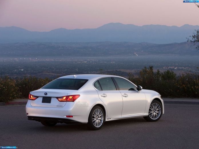 2013 Lexus GS 450h - фотография 22 из 47 2013 Lexus GS 450h - фотография 22 из 47