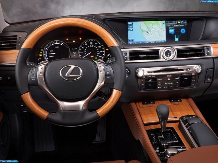 2013 Lexus GS 450h - фотография 33 из 47