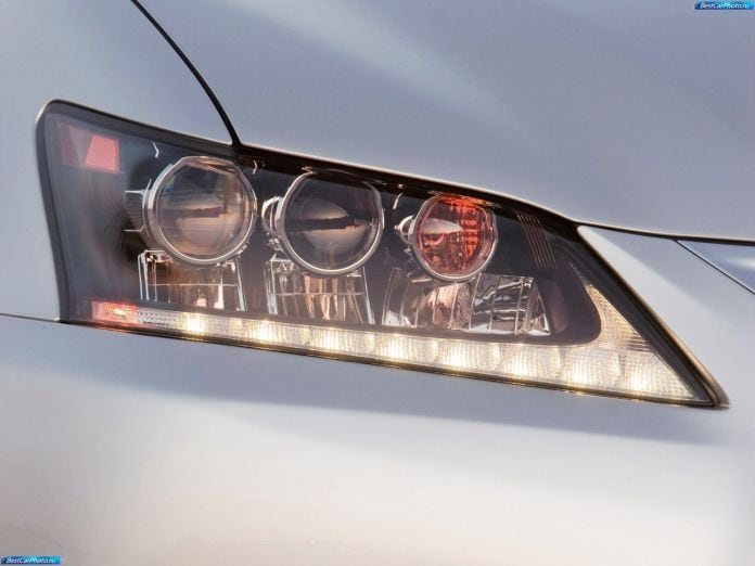 2013 Lexus GS 450h - фотография 43 из 47