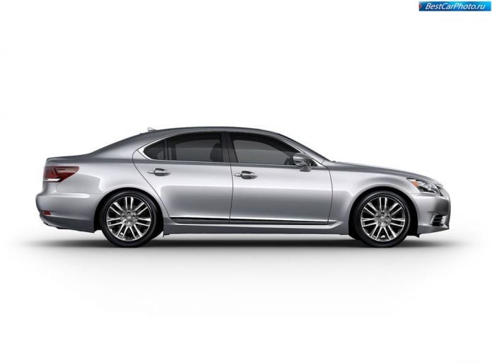 2013 Lexus LS460 - фотография 2 из 32
