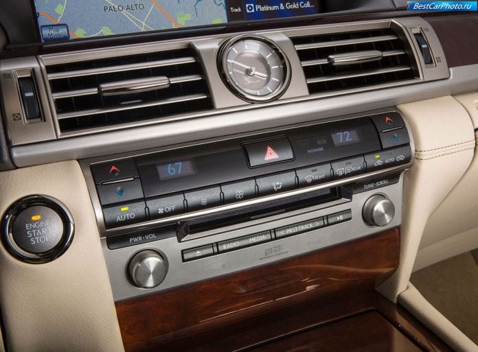 2013 Lexus LS460 - фотография 12 из 32 2013 Lexus LS460 - фотография 12 из 32