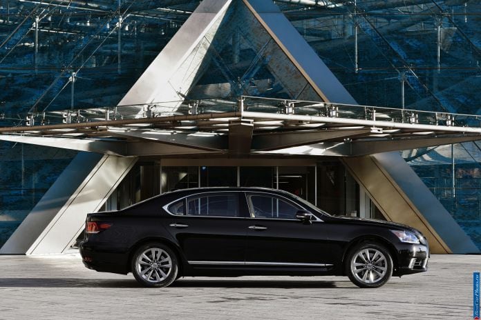 2013 Lexus LS 460 EU Version - фотография 6 из 32