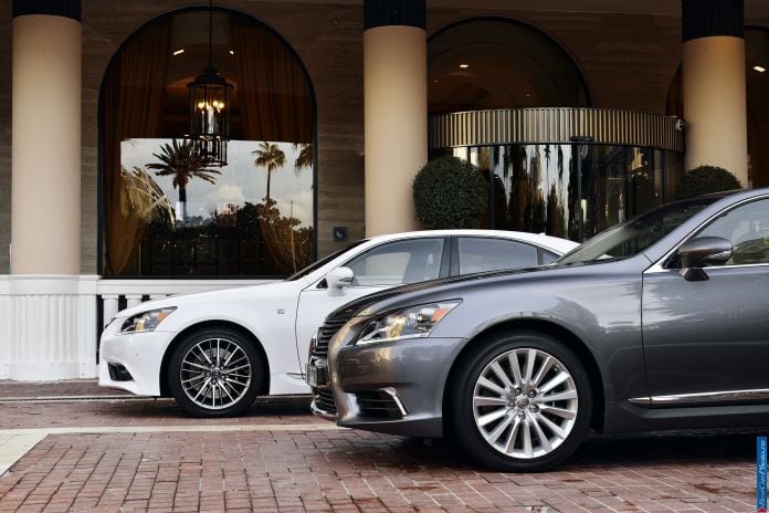 2013 Lexus LS 460 EU Version - фотография 11 из 32