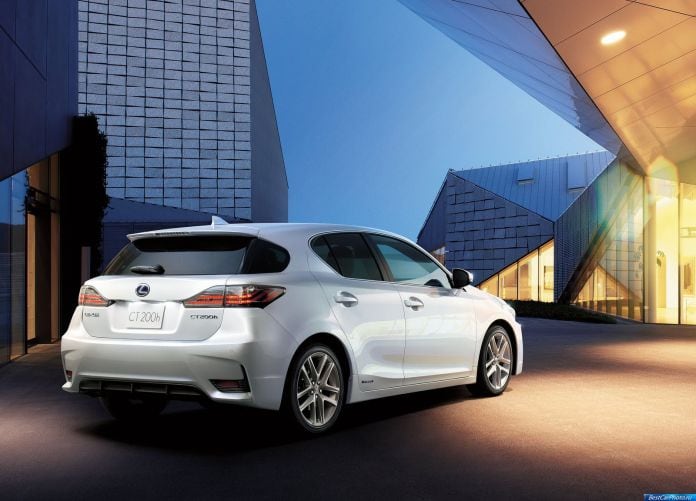 2014 Lexus CT 200h - фотография 5 из 17 2014 Lexus CT 200h - фотография 5 из 17