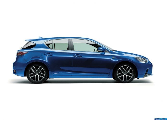 2014 Lexus CT 200h - фотография 9 из 17 2014 Lexus CT 200h - фотография 9 из 17