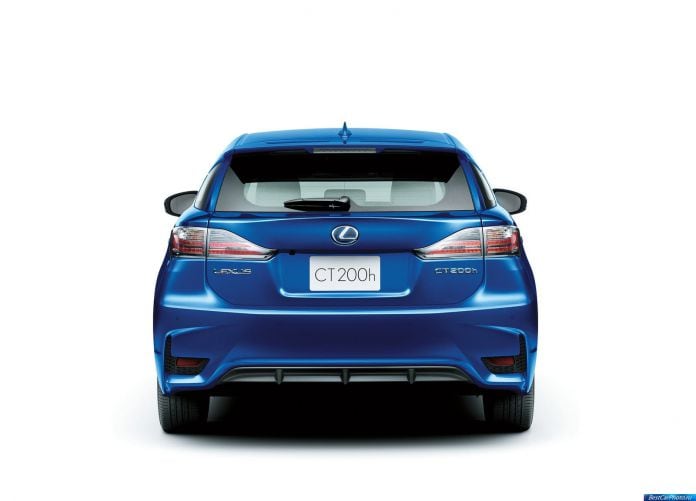 2014 Lexus CT 200h - фотография 12 из 17 2014 Lexus CT 200h - фотография 12 из 17