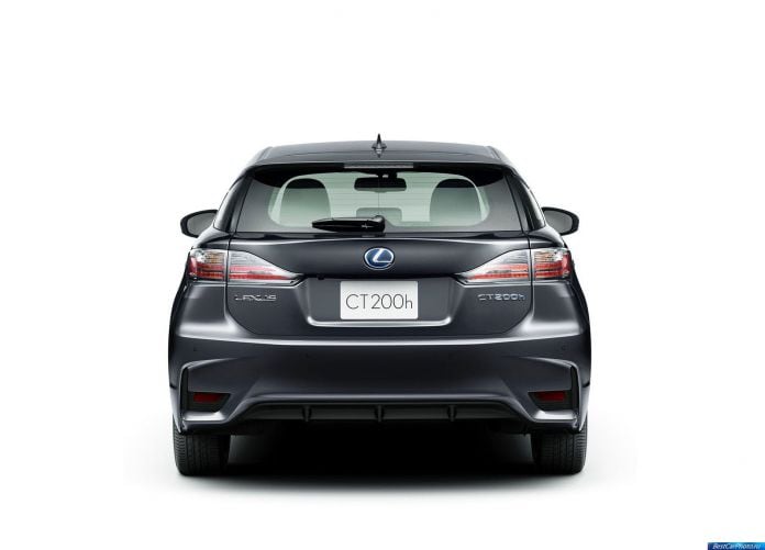 2014 Lexus CT 200h - фотография 13 из 17 2014 Lexus CT 200h - фотография 13 из 17