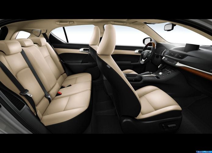 2014 Lexus CT 200h - фотография 16 из 17 2014 Lexus CT 200h - фотография 16 из 17