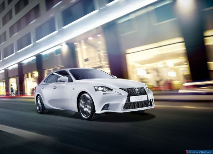 2014 Lexus IS - фотография 2 из 164