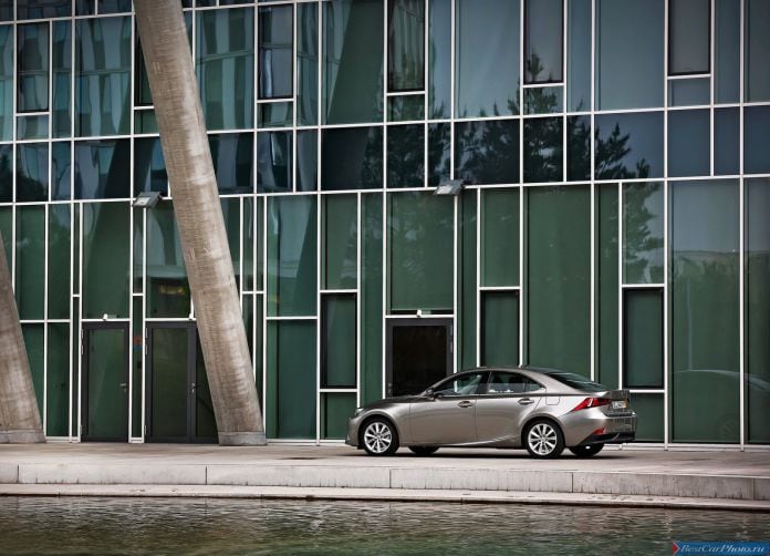 2014 Lexus IS - фотография 68 из 164