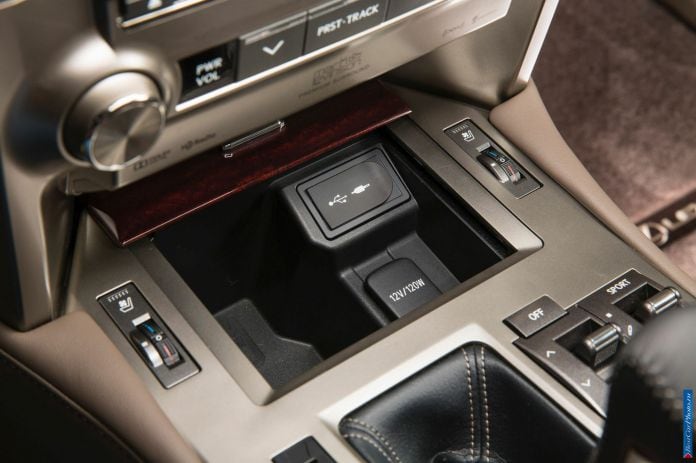 2014 Lexus GX 460 - фотография 24 из 26