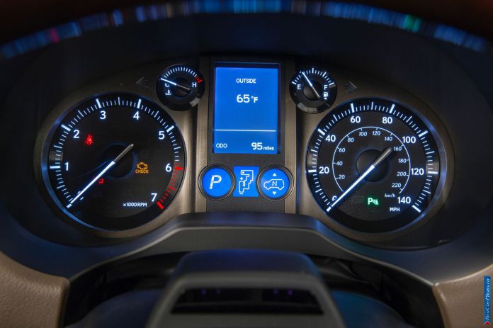 2014 Lexus GX 460 - фотография 25 из 26