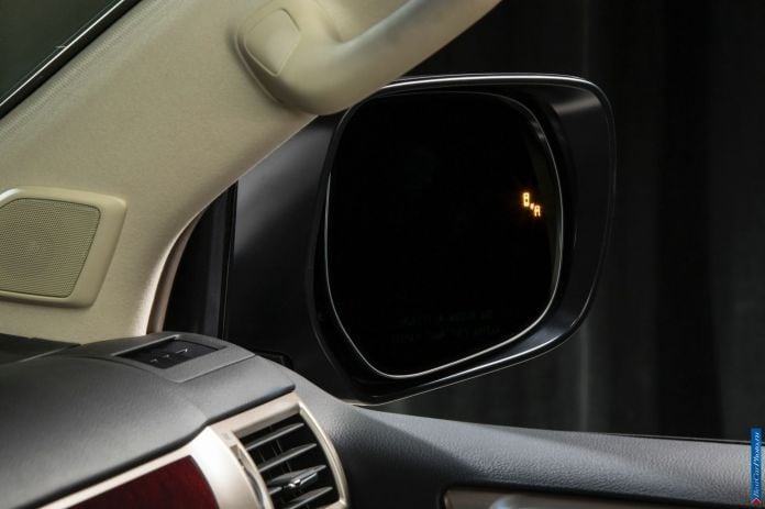 2014 Lexus GX 460 - фотография 26 из 26