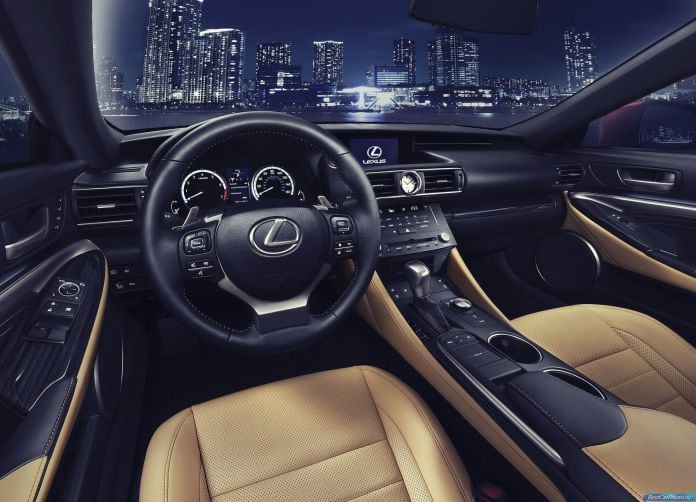 2015 Lexus Rc - фотография 15 из 26