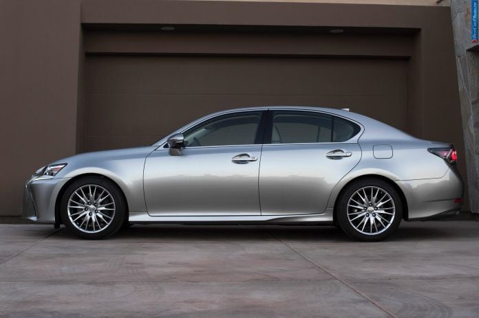 2015 Lexus GS 200t - фотография 8 из 15