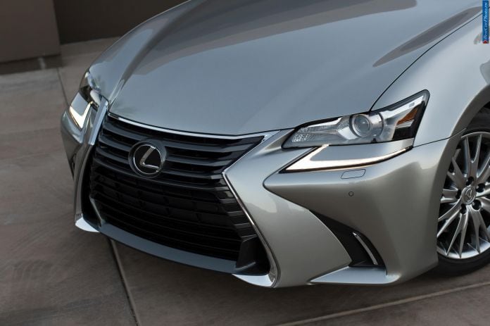 2015 Lexus GS 200t - фотография 10 из 15 2015 Lexus GS 200t - фотография 10 из 15