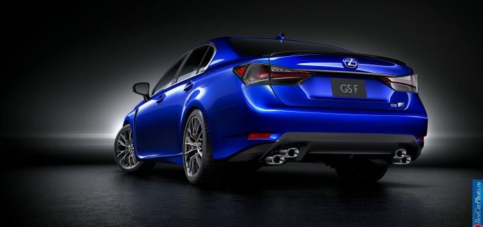 2015 Lexus GS F - фотография 2 из 4