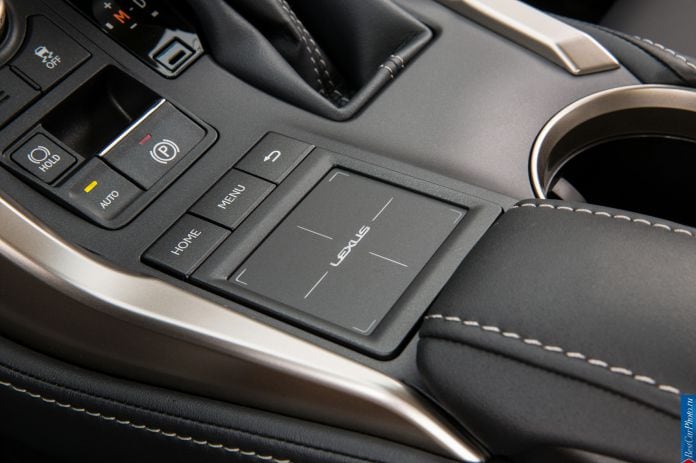 2015 Lexus NX 200t - фотография 20 из 21 2015 Lexus NX 200t - фотография 20 из 21