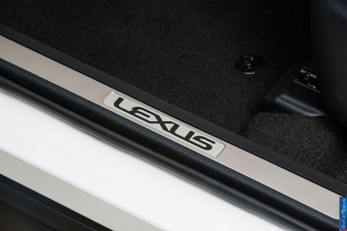 2015 Lexus NX 200t F-Sport - фотография 37 из 39