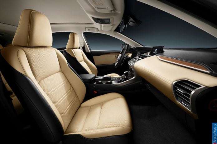 2015 Lexus NX 300h - фотография 34 из 42 2015 Lexus NX 300h - фотография 34 из 42