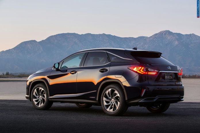 2015 Lexus RX - фотография 3 из 27