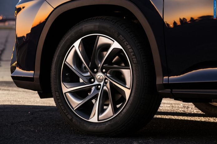 2015 Lexus RX - фотография 18 из 27 2015 Lexus RX - фотография 18 из 27