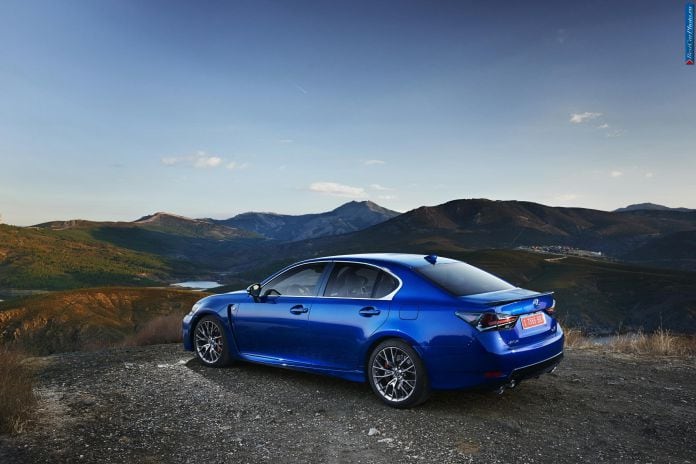 2016 Lexus GS F - фотография 5 из 176