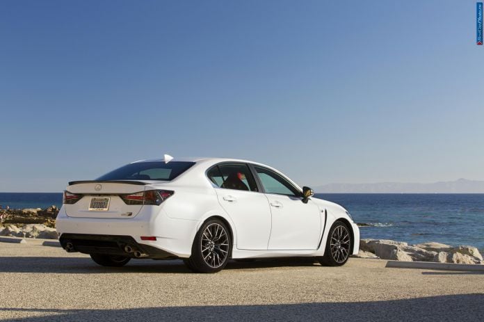 2016 Lexus GS F - фотография 8 из 176