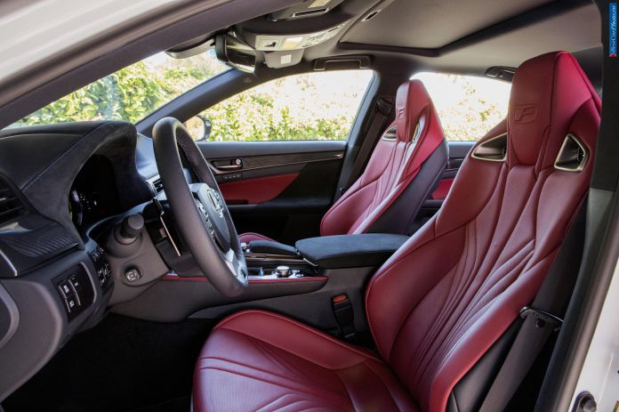 2016 Lexus GS F - фотография 39 из 176