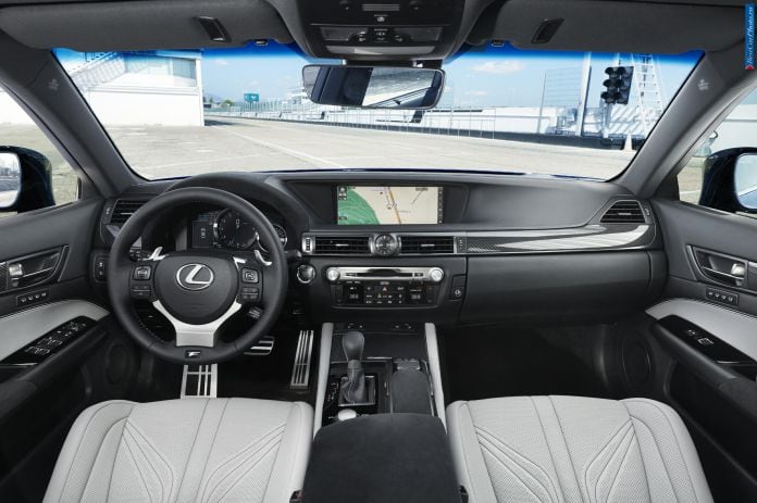 2016 Lexus GS F - фотография 40 из 176