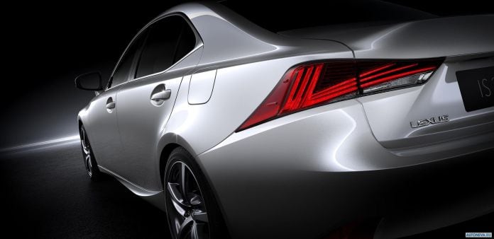 2016 Lexus IS - фотография 10 из 17