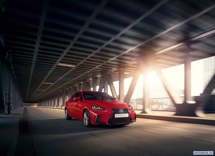 2017 Lexus IS - фотография 11 из 56
