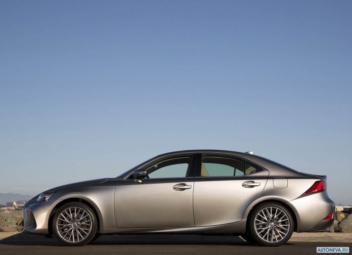2017 Lexus IS - фотография 13 из 56