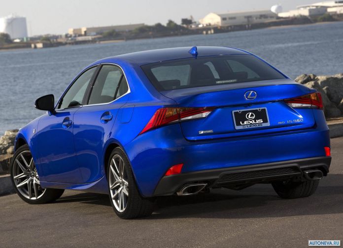 2017 Lexus IS - фотография 17 из 56